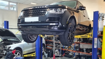 Range Rover on the Ramp